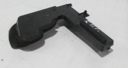 Запчасть защита радиатора левая Toyota Aqua 2011-2014