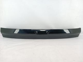 Запчасть накладка на дверь багажника Ford Kuga