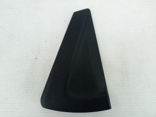 Уголок двери передний левый Toyota Tank