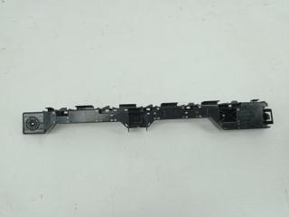 Запчасть крепление бампера заднее левое Honda Vezel