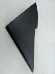 Уголок двери передний правый Nissan Serena 2010–2016