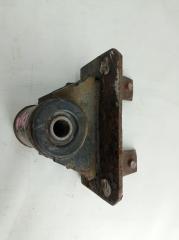 Крепление рессоры заднее левое Elf NPR81