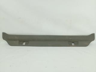 Накладка замка багажника Cadillac Escalade 2002-2006