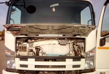 Уплотнительная резинка бампера и капота Isuzu Forward FRR90S1