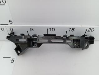 Запчасть крепление бампера переднее правое Honda N-ONE