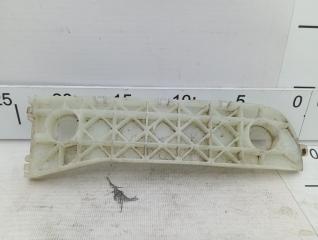 Запчасть крепление бампера заднее правое Toyota Probox 2002-н.в.
