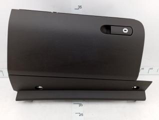 Запчасть бардачок Volkswagen Touareg 2010-2014