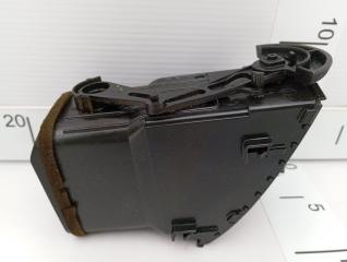 Запчасть воздуховод салона правый Toyota Prius