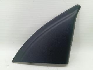 Уголок двери передний правый Toyota Yaris 2019-н.в.