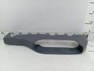 Запчасть кожух ручки ручника Isuzu Elf