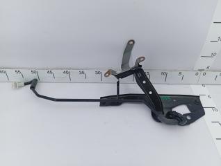 Фото запчасти крепление крыла переднее правое Honda Shuttle 2016 контрактная запчасть Запчасть крепление крыла переднее правое Honda Shuttle 2016