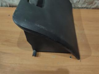 Бардачок MITSUBISHI CARISMA DA1A Бардачок MITSUBISHI CARISMA DA1A