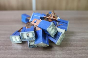 Предохранитель силовой Предохранитель силовой