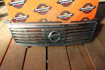 Решетка радиатора NISSAN SUNNY
