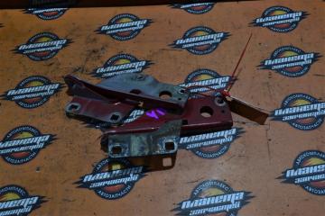 Запчасть крепление капота NISSAN AD