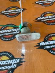 Повторитель в крыло TOYOTA FUNCARGO контрактная Повторитель в крыло TOYOTA FUNCARGO