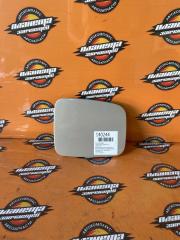 Запчасть лючок бензобака TOYOTA DUET