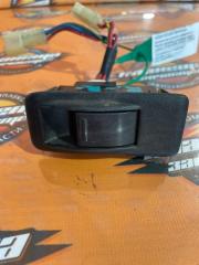 Фото запчасти пульт стеклоподъемника задний правый SUZUKI ESCUDO контрактная запчасть Запчасть пульт стеклоподъемника задний правый SUZUKI ESCUDO