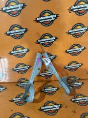 Фото запчасти крепление капота SUZUKI JIMNY контрактная запчасть Запчасть крепление капота SUZUKI JIMNY