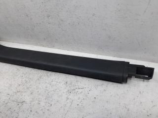 Накладка порога передняя правая Skoda Octavia A5