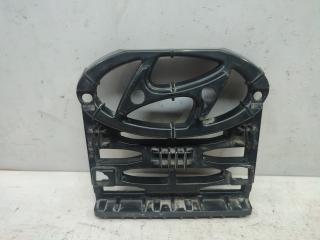 Запчасть кронштейн решетки радиатора Hyundai Creta 2015-