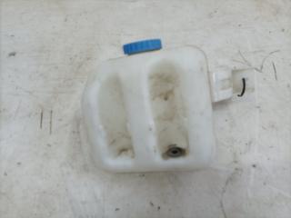 Запчасть бачок омывателя Lada Granta 2011-