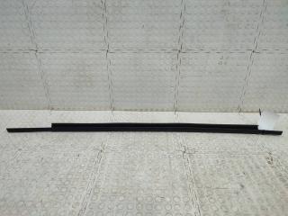 Запчасть молдинг стекла двери задний левый Lada Granta 2011-