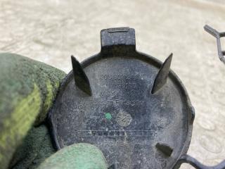 Заглушка буксировочного крюка передняя Skoda Rapid