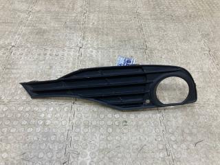 Запчасть решетка бампера передняя правая BMW 3 2015-2019