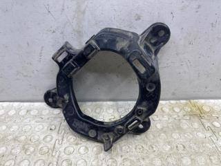 Запчасть кронштейн птф передний правый Toyota Land Cruiser 2015-