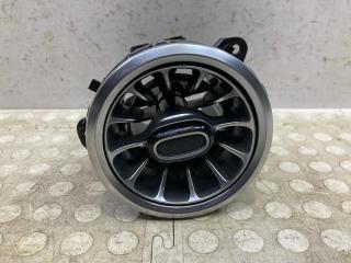 Фото запчасти дефлектор воздушный Mercedes-Benz A-Class 2022 Б/У запчасть Запчасть дефлектор воздушный Mercedes-Benz A-Class 2022