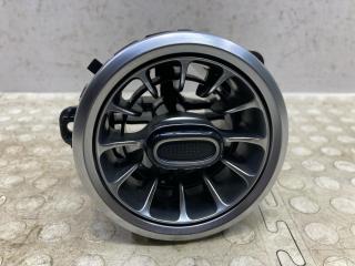 Фото запчасти дефлектор воздушный Mercedes-Benz A-Class 2022 Б/У запчасть Запчасть дефлектор воздушный Mercedes-Benz A-Class 2022