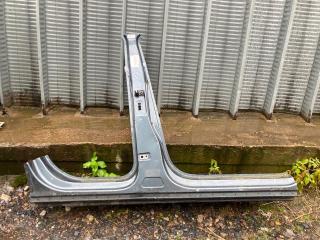 Запчасть боковина кузова правая Skoda Karoq 2017-