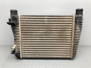 Запчасть интеркуллер левый Voyah Dream 2021-