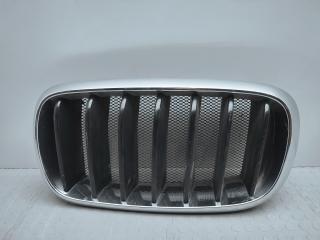 Запчасть решетка радиатора левая BMW X5 2013-2018
