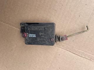 Запчасть замок багажника RENAULT MEGANE 2002