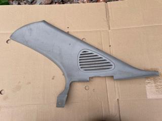 Запчасть обшивка стойки кузова задняя правая RENAULT MEGANE 2002