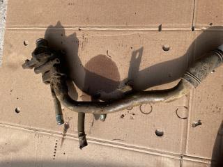 Патрубок системы охлаждения NISSAN BLUEBIRD 1998