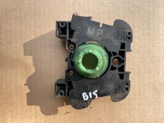 Запчасть кронштейн подрулевых переключателей NISSAN SUNNY 2000