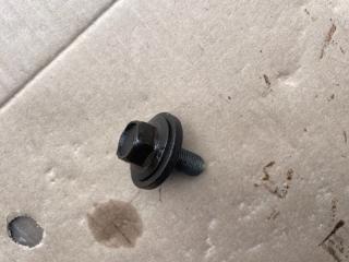 Запчасть болт шкива коленвала TOYOTA CARINA 1998