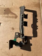 Запчасть кронштейн ручки двери передний левый HONDA CIVIC FERIO 2003