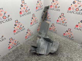 Запчасть дефлектор правый Infiniti Q50