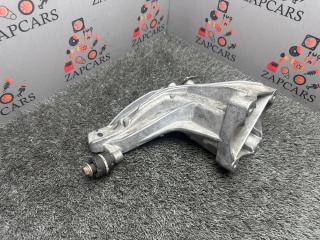 Запчасть кронштейн правый Infiniti Q50