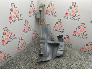 Запчасть дефлектор правый Infiniti Q50