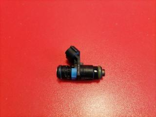 Запчасть форсунка Volkswagen Polo 2015