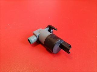 Запчасть насос омывателя Renault Duster 2015