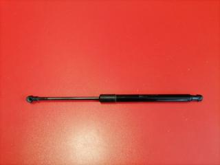 Запчасть амортизатор багажника Renault Duster 2015