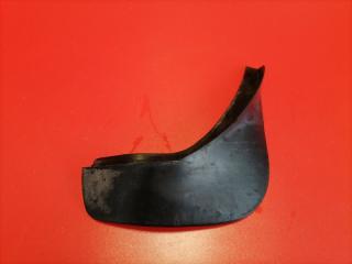 Запчасть брызговик задний правый Renault Duster 2015