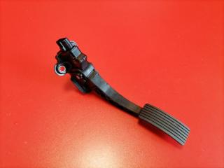 Фото запчасти педаль газа Mitsubishi Lancer 2008 Б/У запчасть Запчасть педаль газа Mitsubishi Lancer 2008
