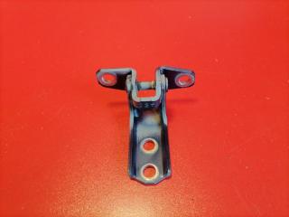 Фото запчасти петля двери верхняя передняя правая Mitsubishi Lancer 2008 Б/У запчасть Запчасть петля двери верхняя передняя правая Mitsubishi Lancer 2008